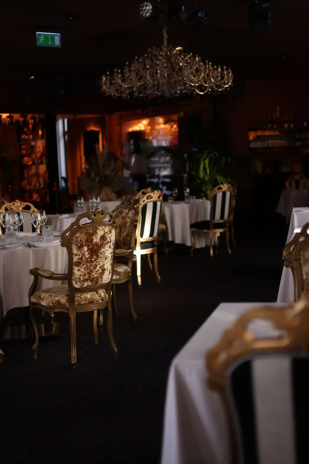 Lavaratablelounge Fine Dining Casino Restaurant Interior