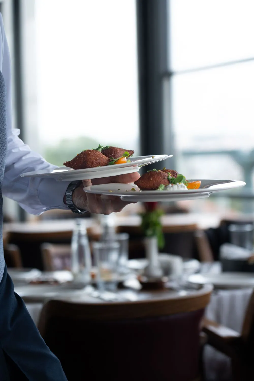 White Glove Service Casino Dining
